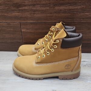 Timberland Premium 6 in.Waterproof Nubuck Leather Boot Wheat SZ 6 Boys/ 8 Womens